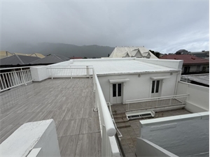 t5 à la location -   97400  SAINT DENIS, surface 200 m2 location t5 - UBI458055713